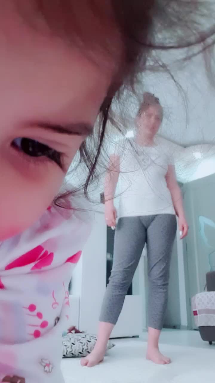 @Selena Elena
