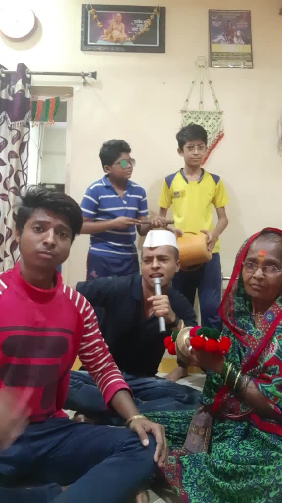 @it's_nikhil
