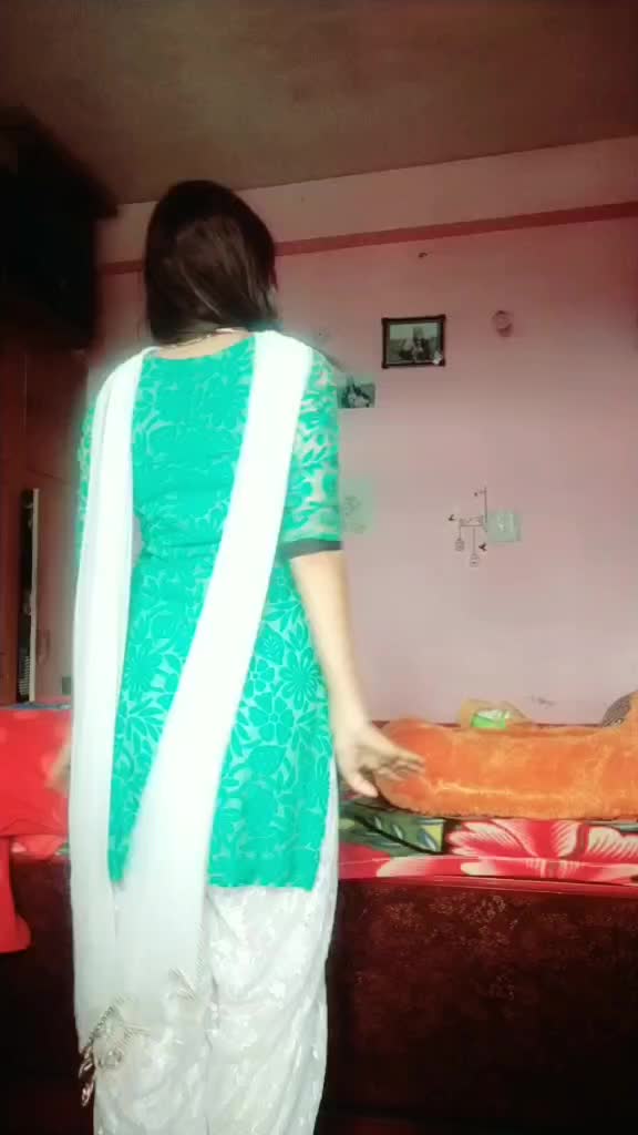 @Divya Thakur(DiVu)