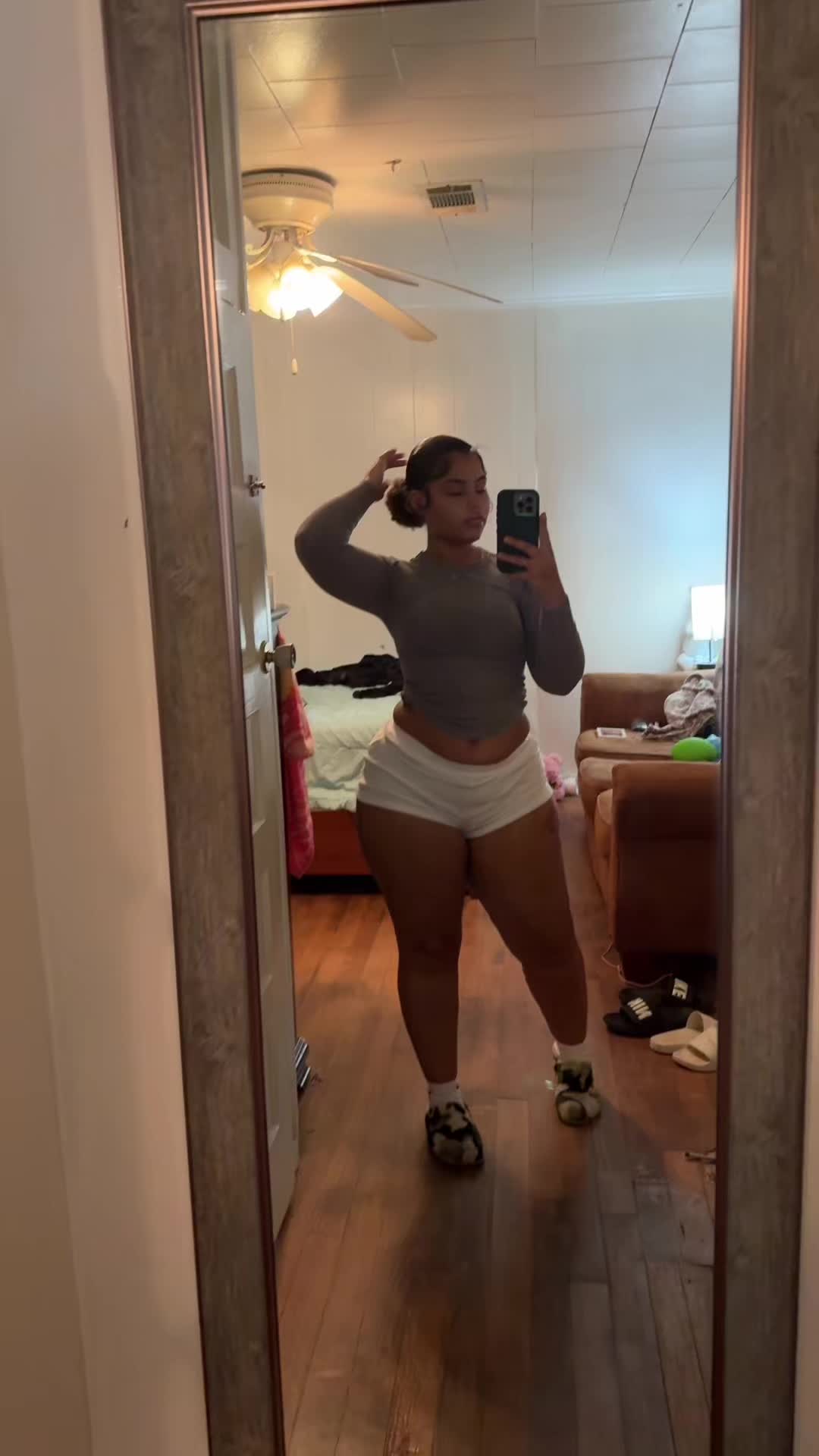 @Leah🕷️