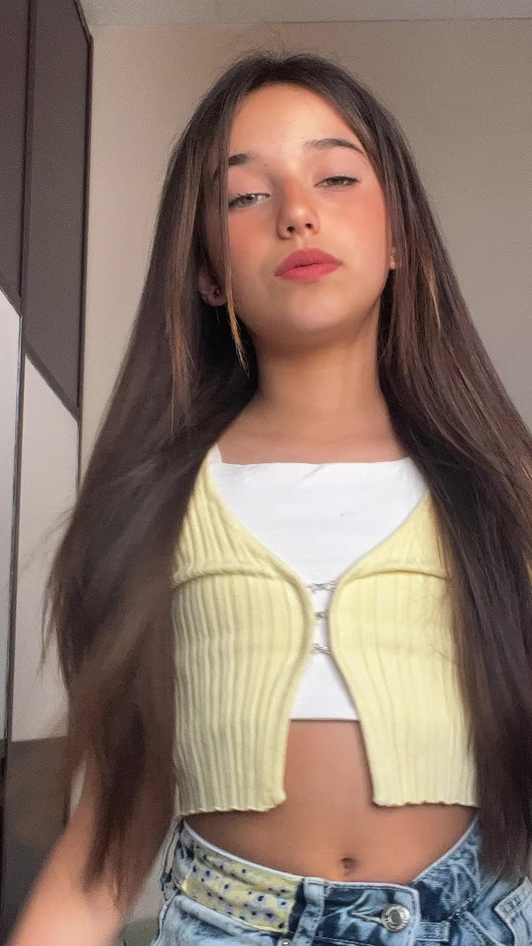 @VALERIA REBOLLO