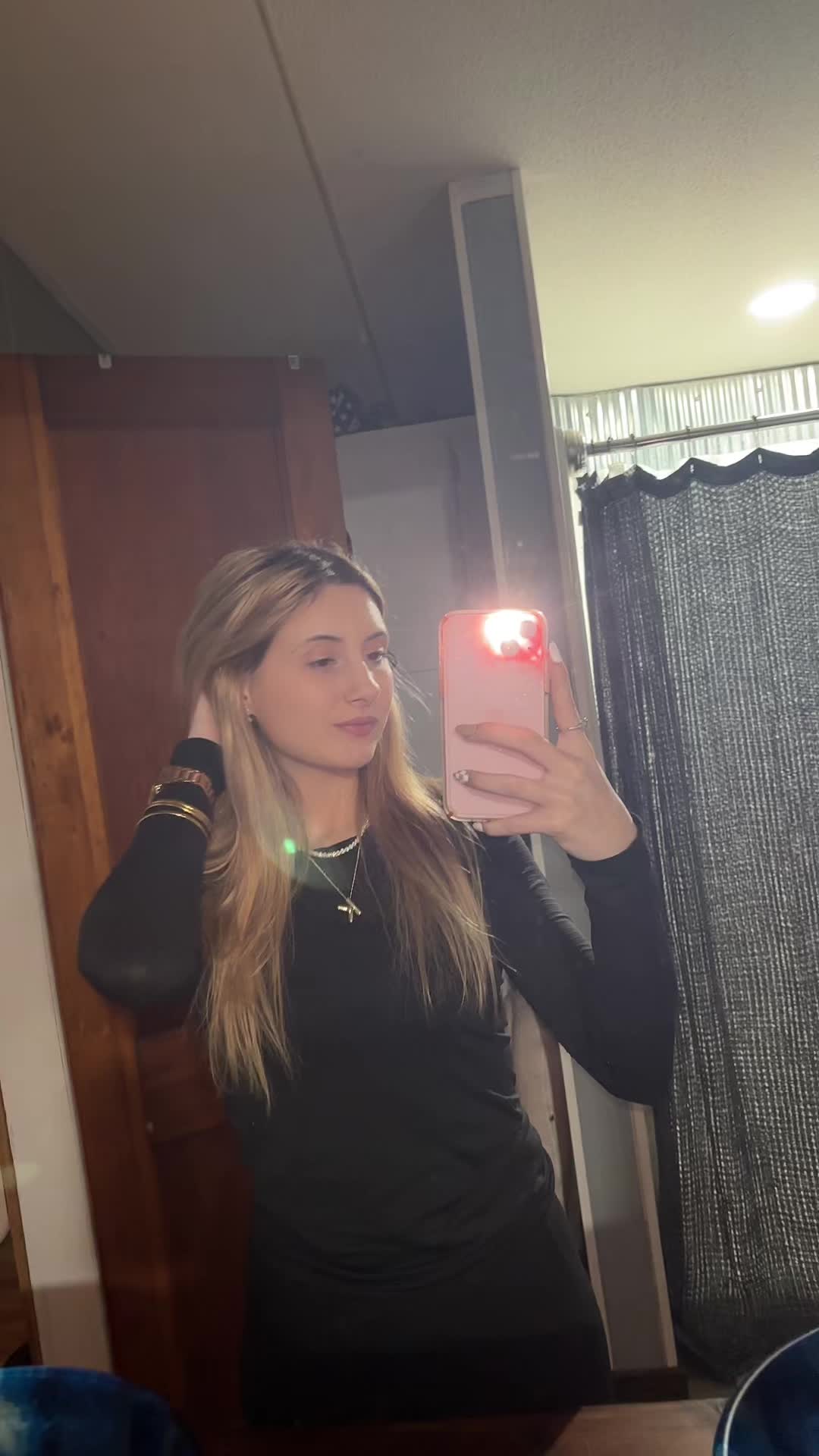 @KarlyJade