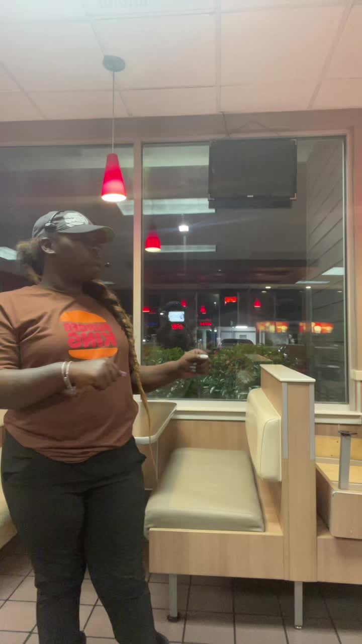 @🧜🏿&zwj;♀️ bₗₐqᵤₑ bₑᵣᵣy 🧜🏿&zwj;♀️
