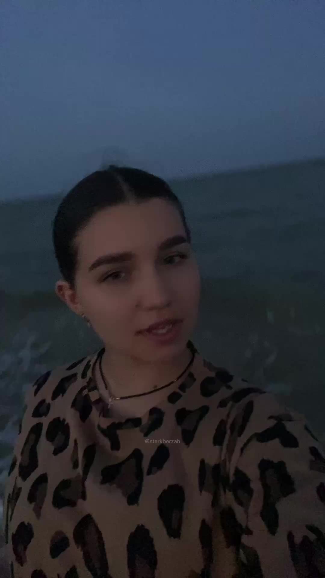 @Полинс
