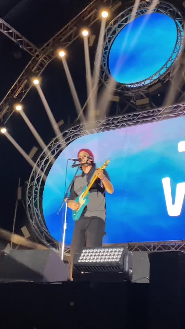 @Phum🎸