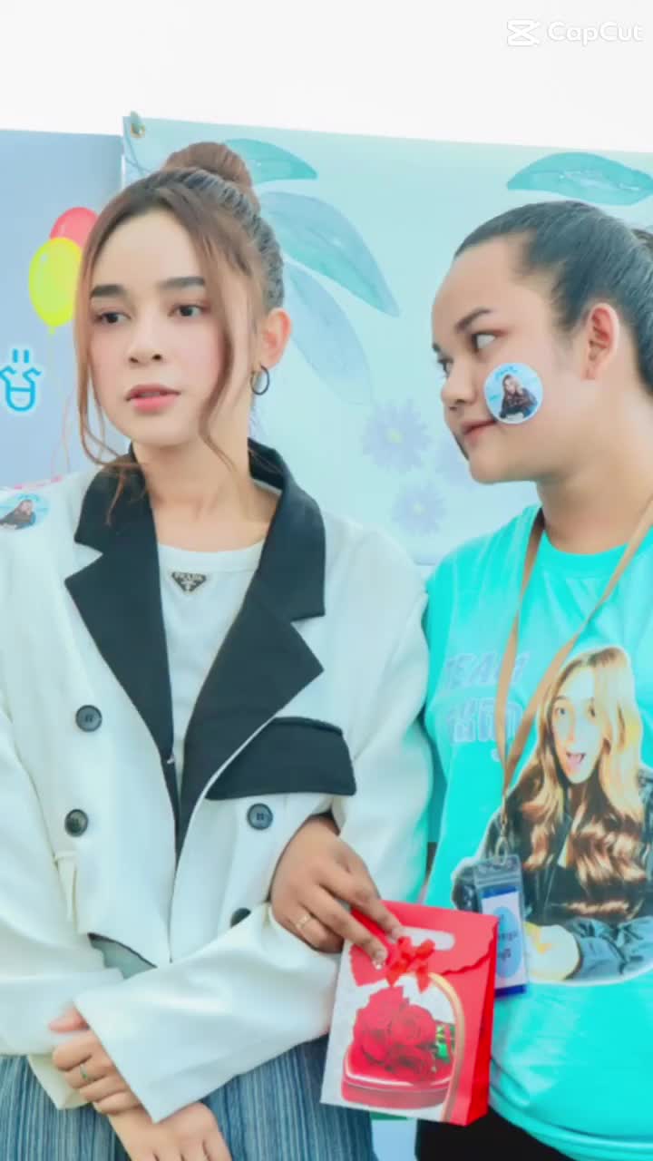 @๐น๐๐๐๐๐ผ๐๐๐ซ๐๐