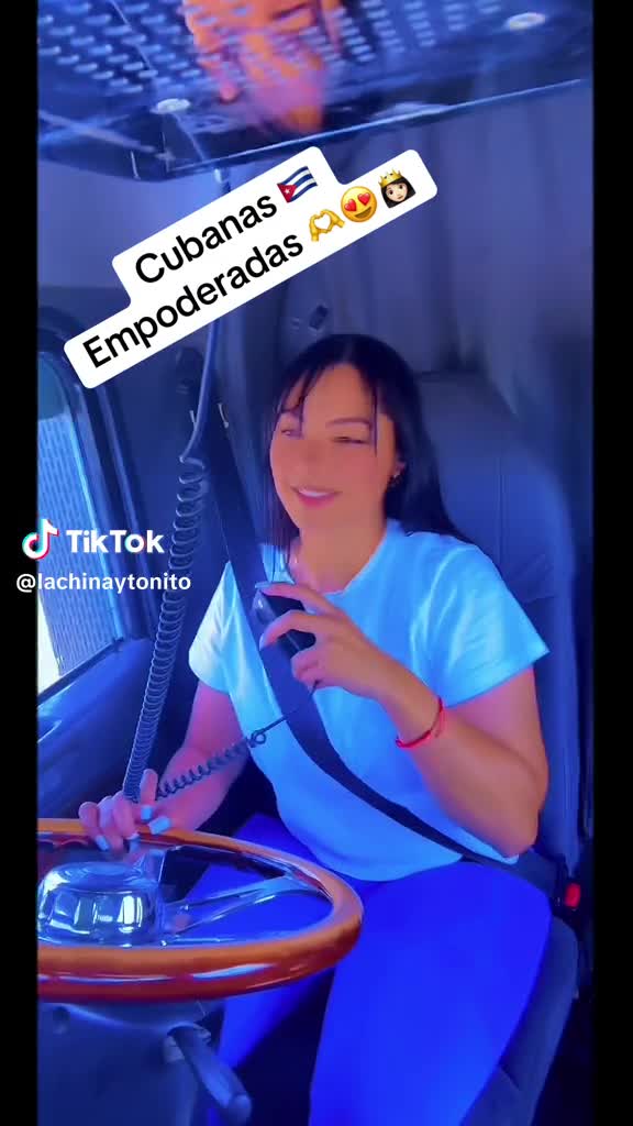 @🩷🩸AYITA_La_Trailera🩸🦜 🦜