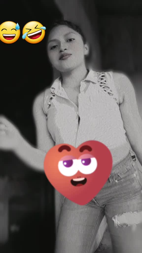 @🧃Tùmorenita♥️😍🍇