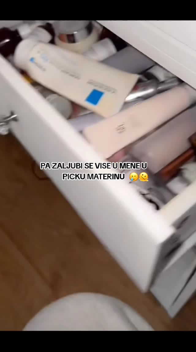 @🥯