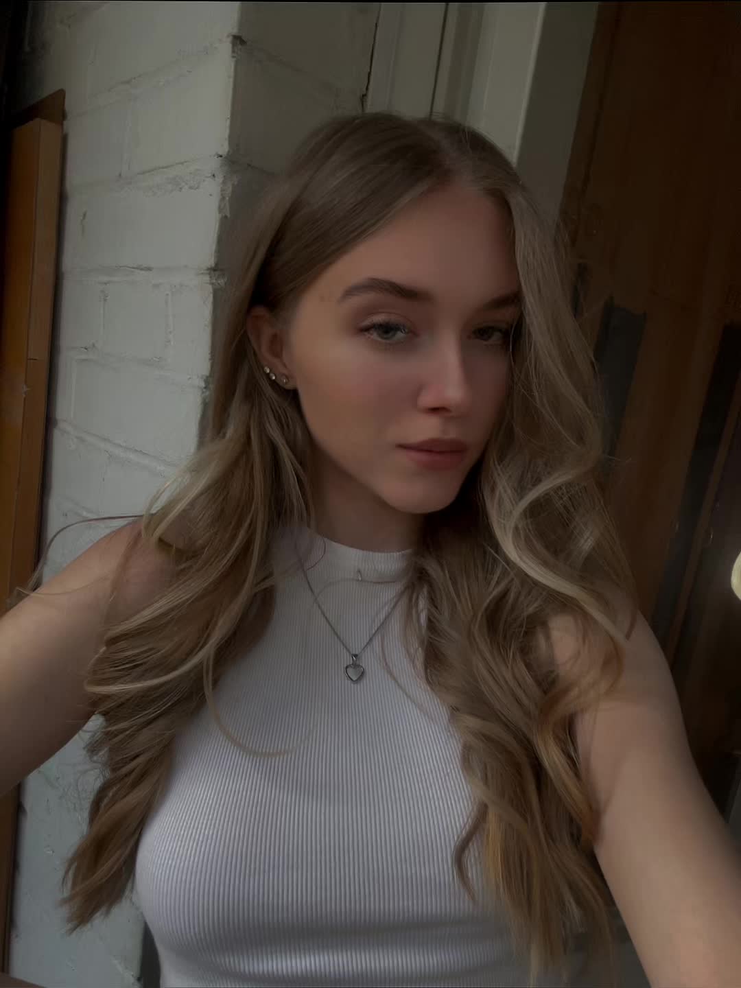 @huli.nam