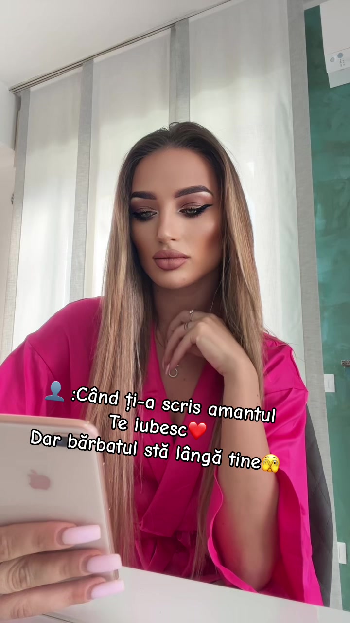 @_Valentina_