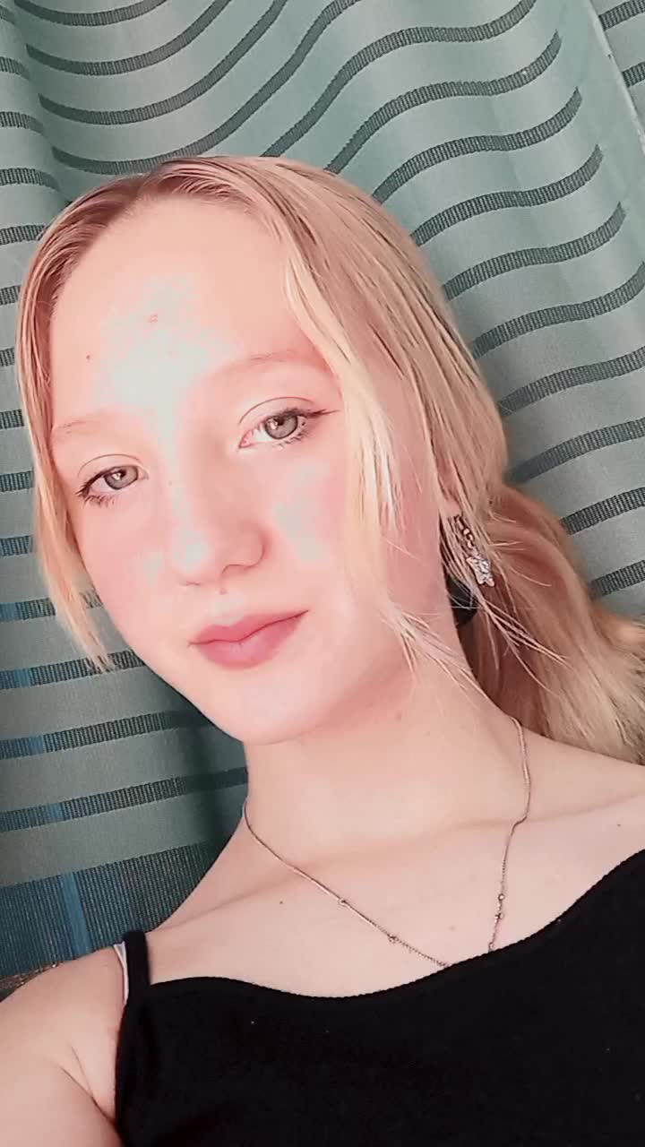 @viku_sik015