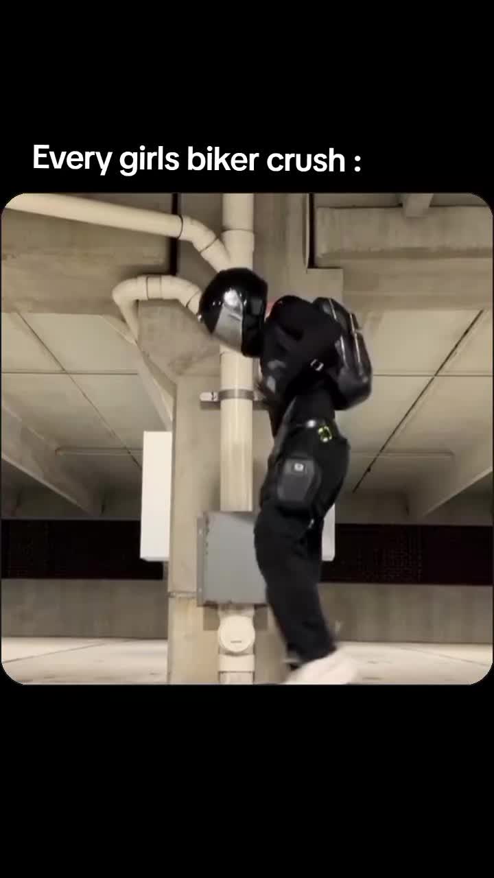 @✪