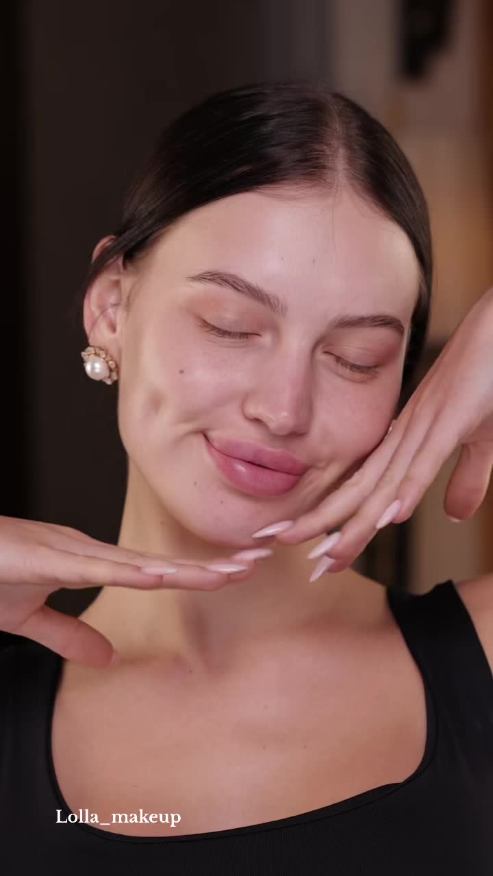 @Lolla Makeup Artist