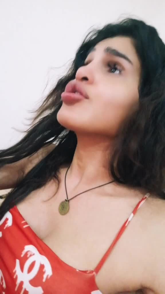 @LEYLİ ELEKBERZADE
