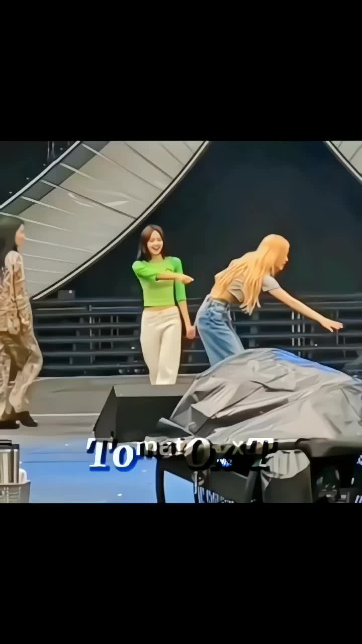 @ToᵐᵃᵗoxˣT
