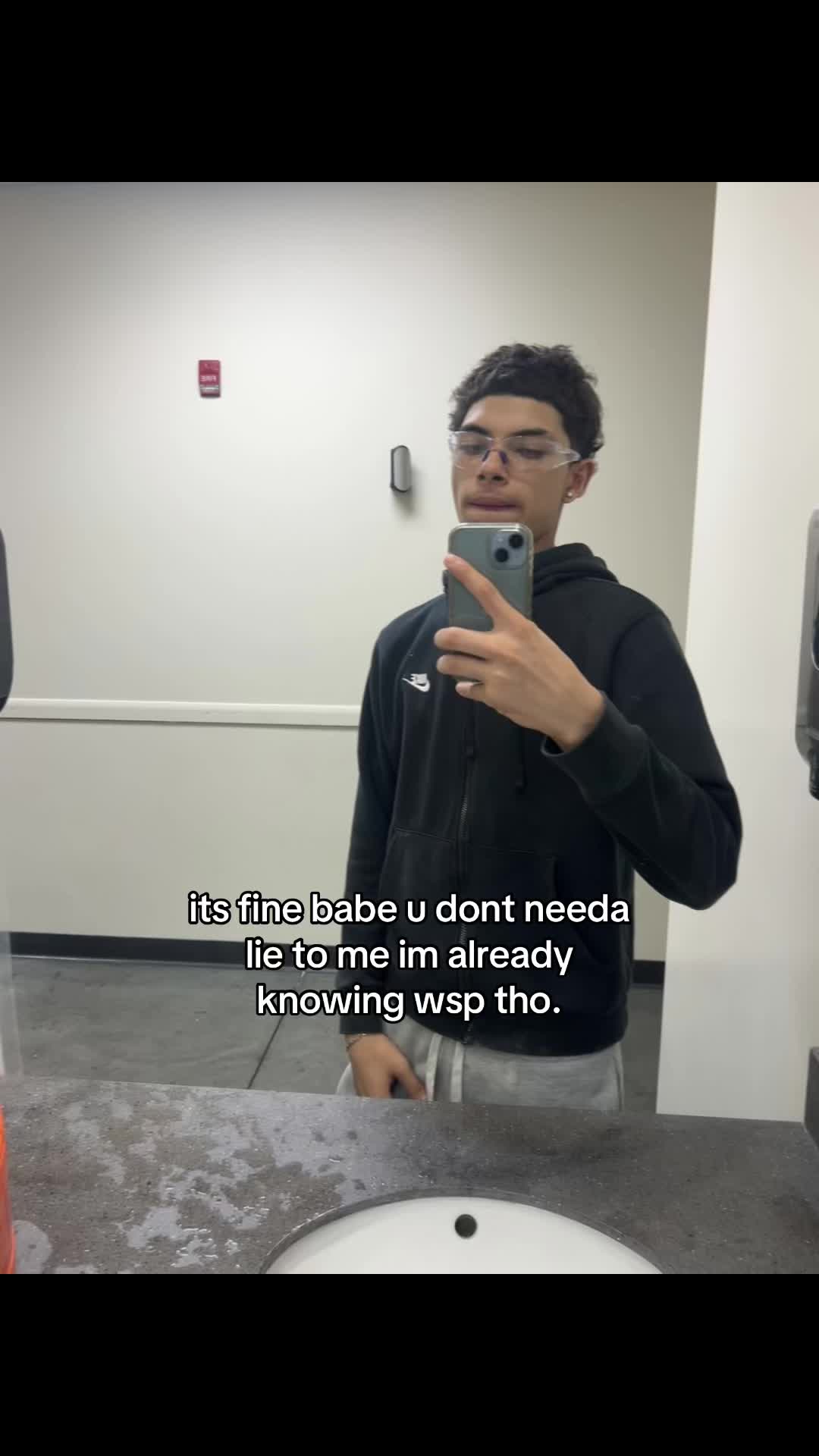 @ᴜɴᴋɴᴏᴡ