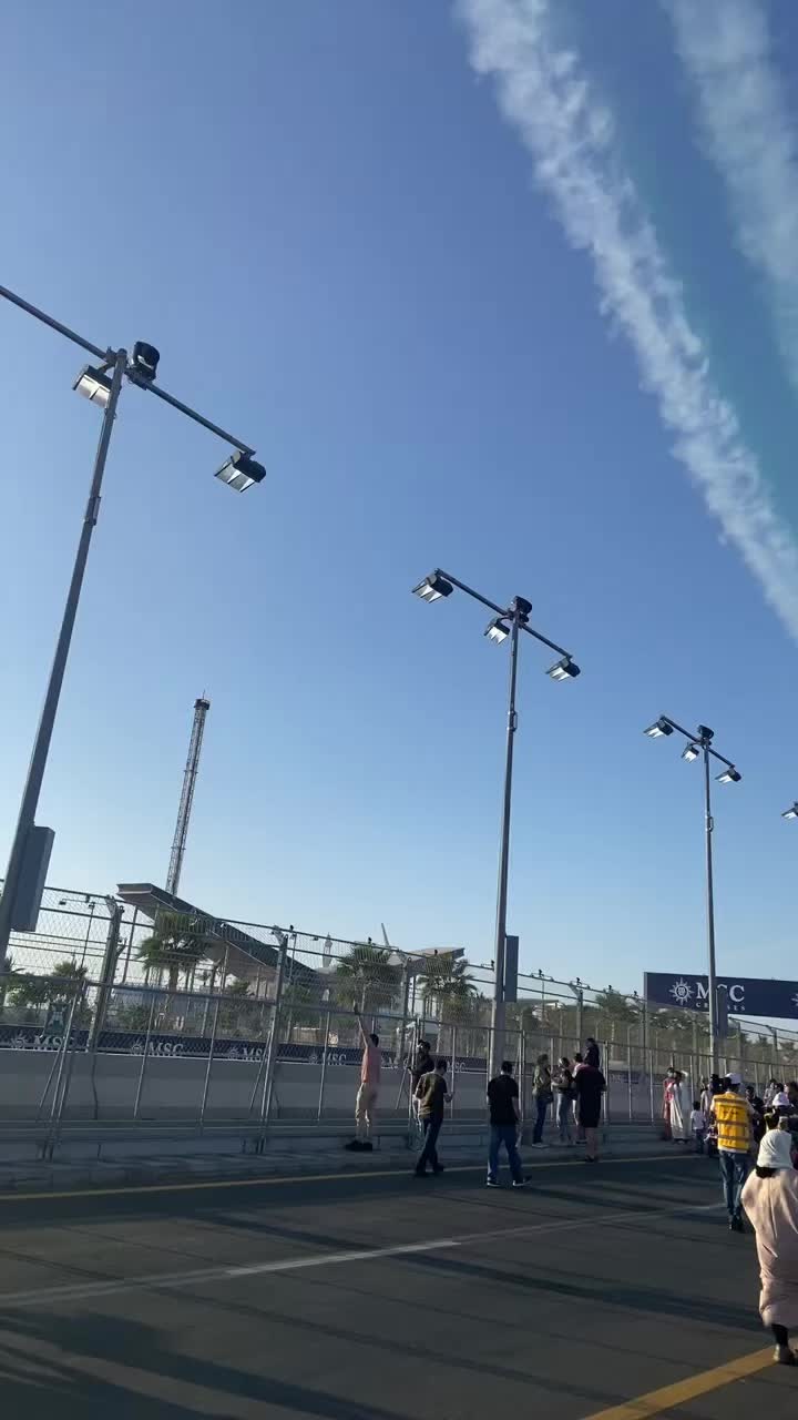 @Fiiiq99