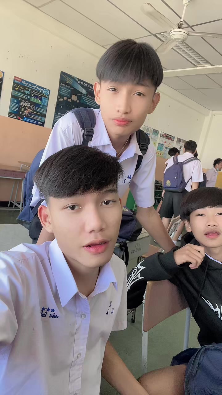 @🤍🦈