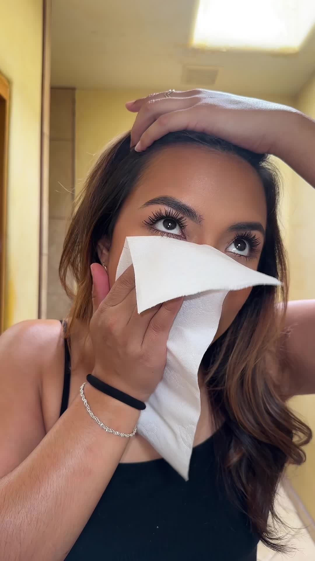 @Lali | Beauty & Fashion