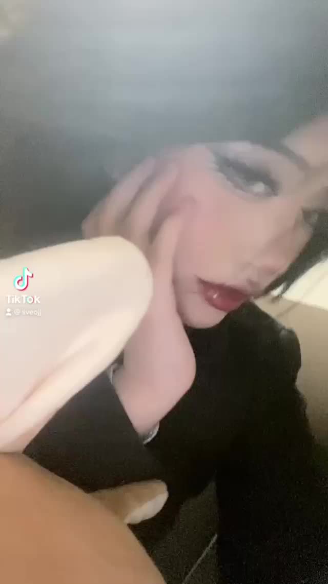 @plumpyplushies