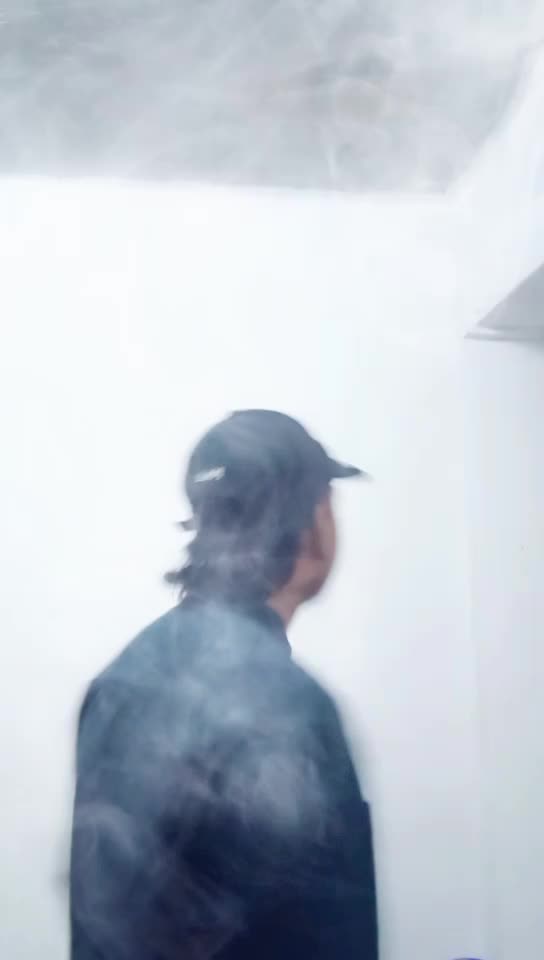 @$ürë$ @ Bô¥ 04