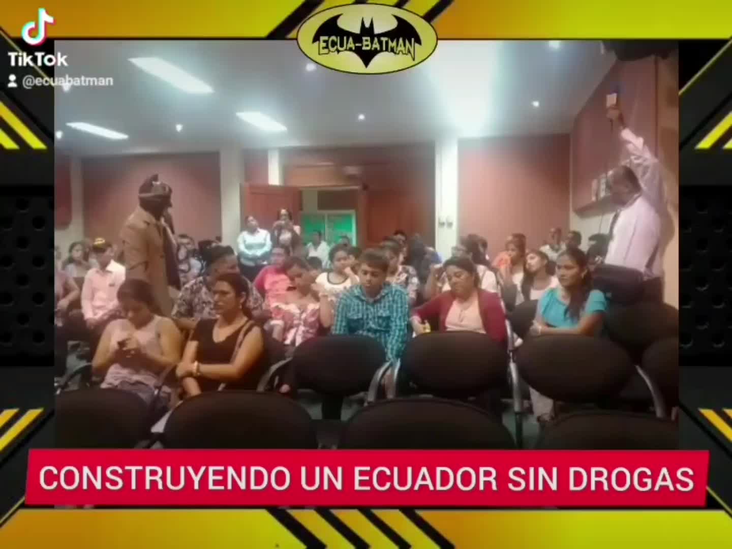@EcuaBatman