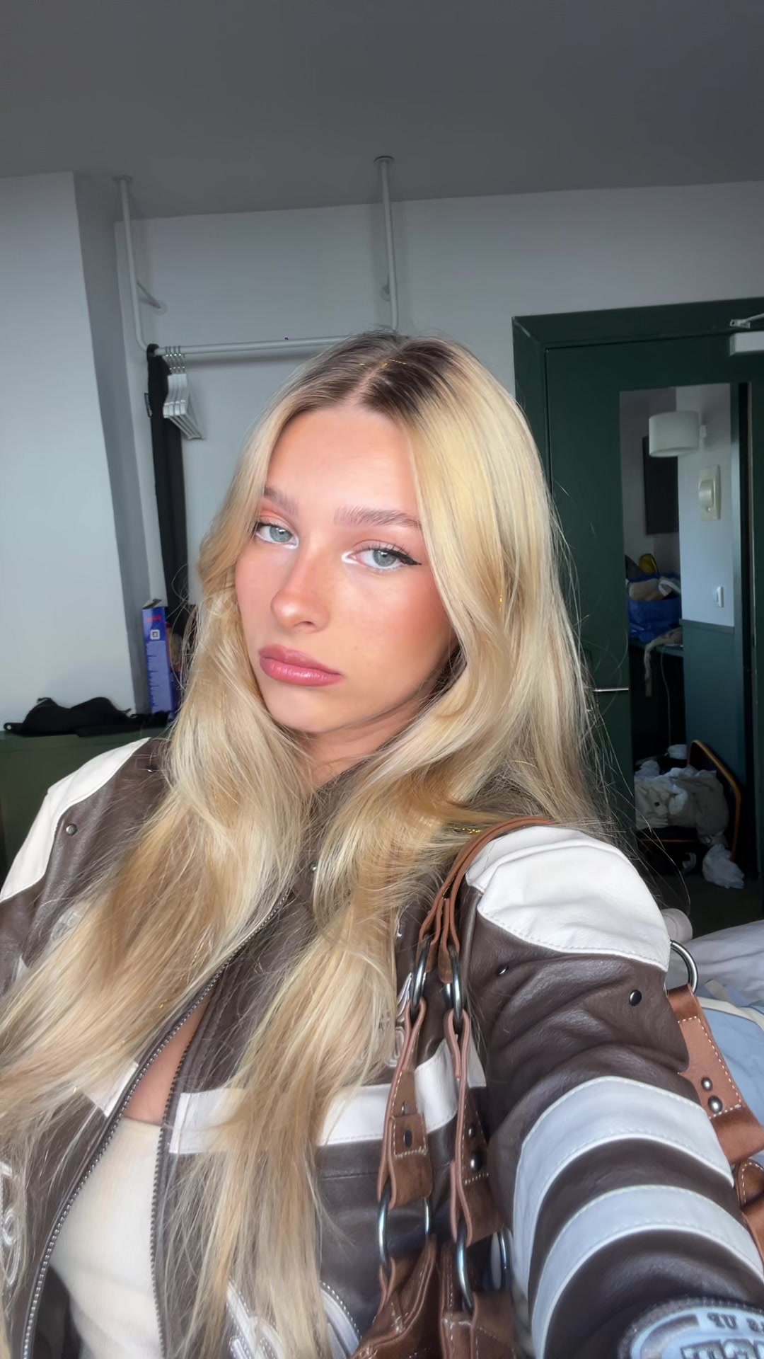 @Ella.netzer