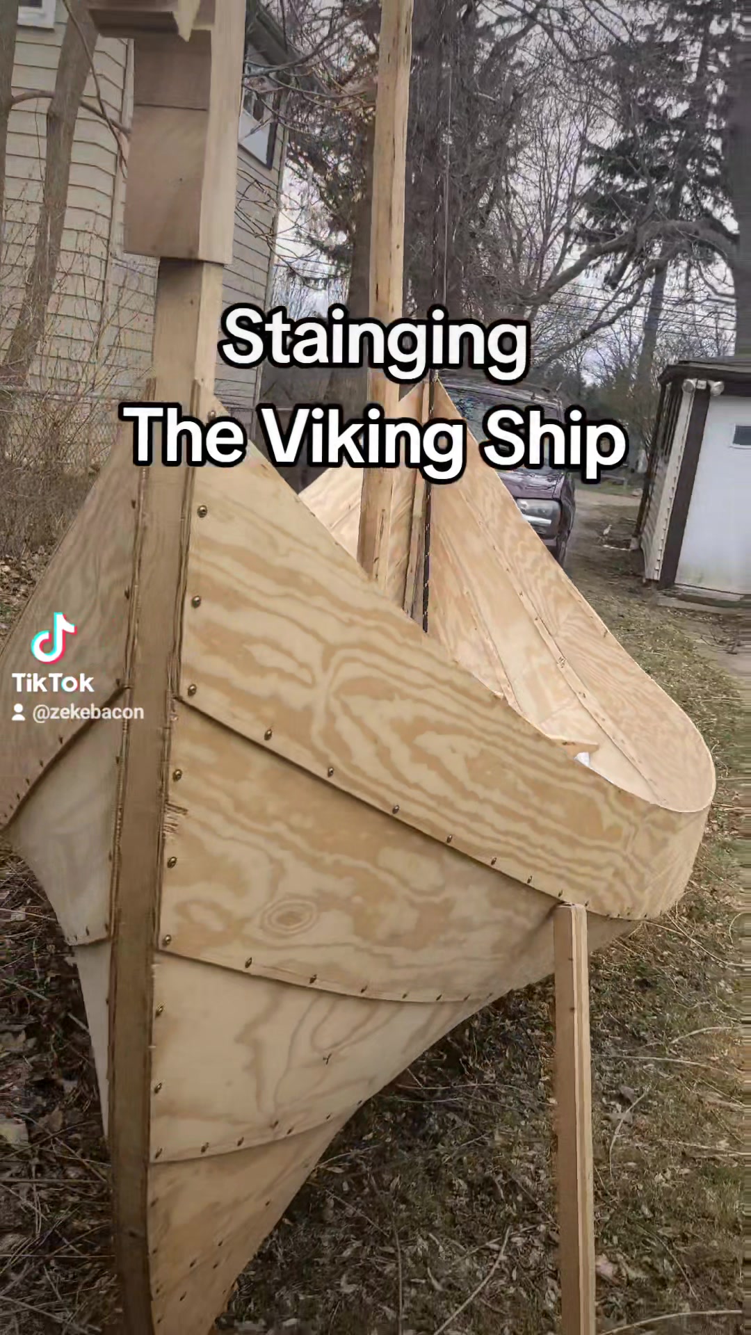 @zekebacon