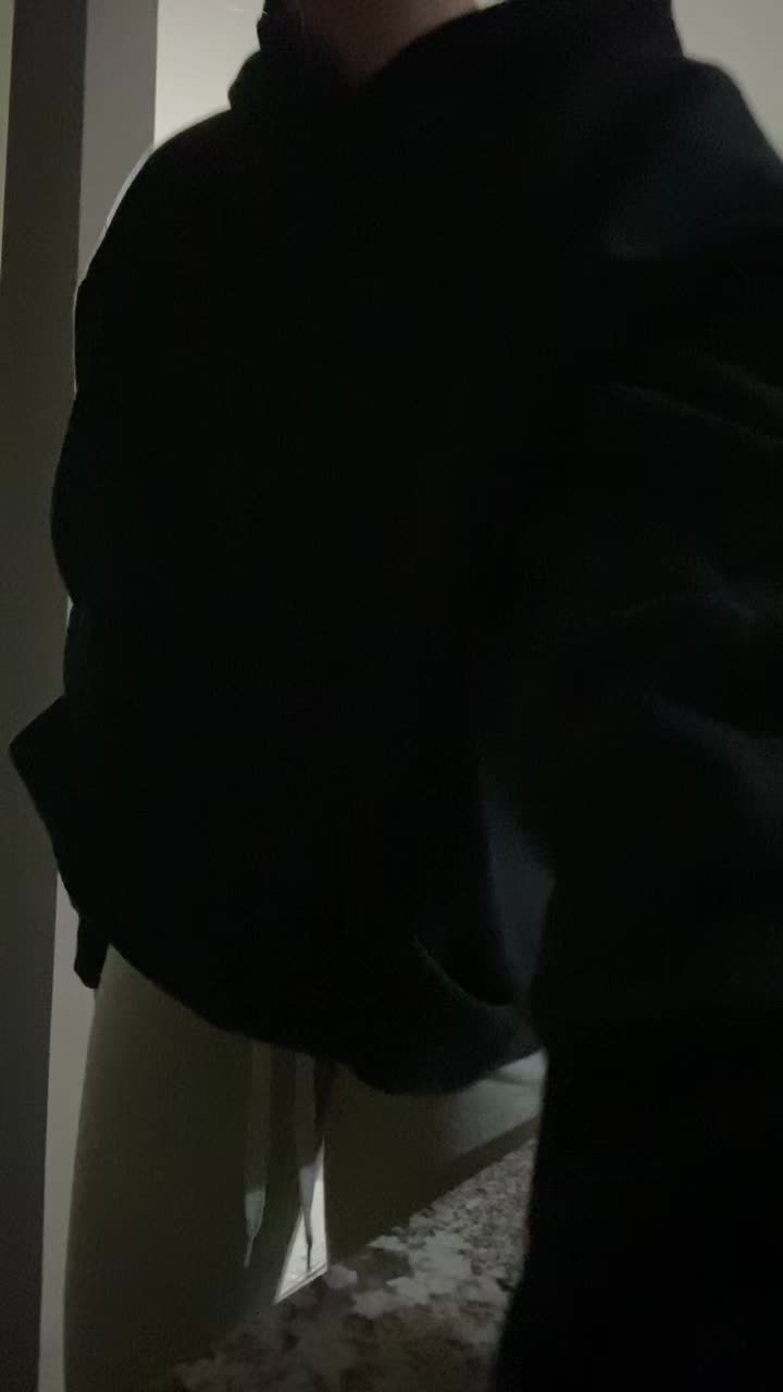 @nikki🫠