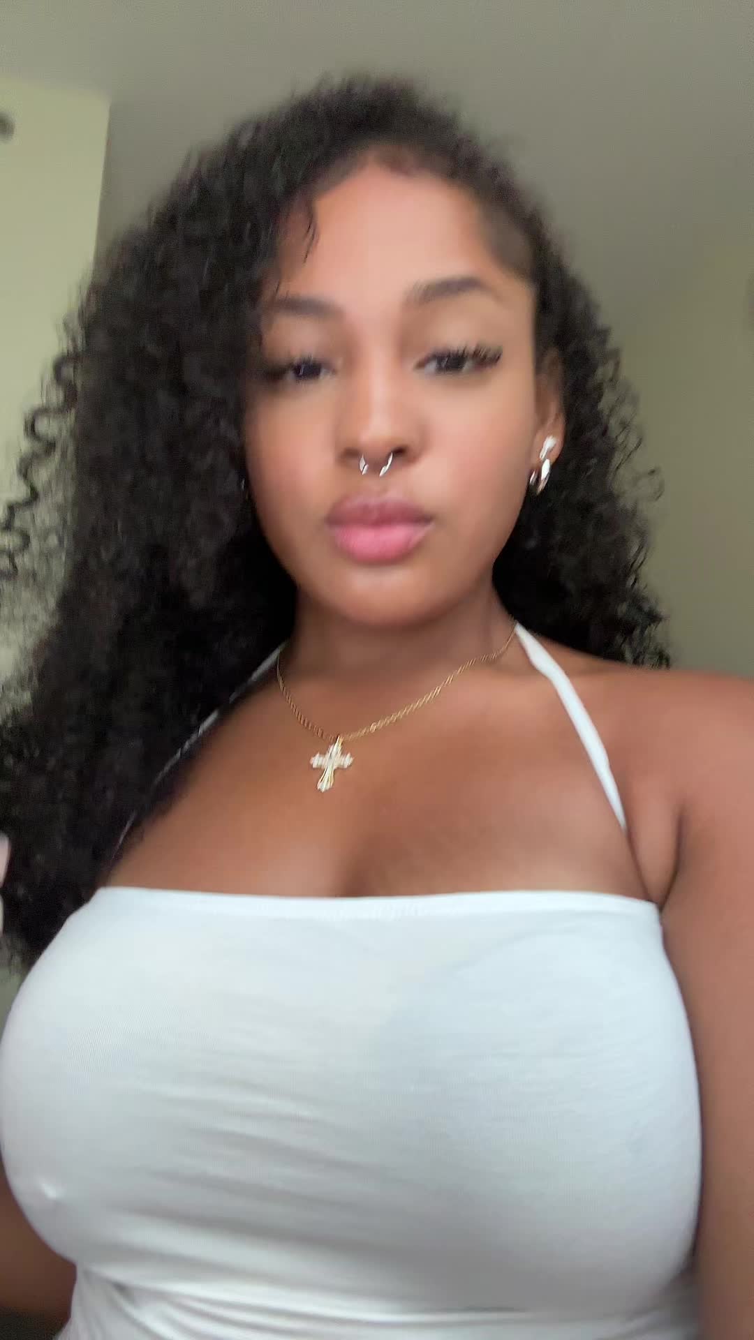 @Andelyse