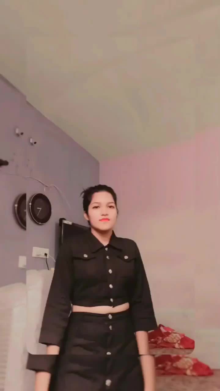 @janhvi 🥰