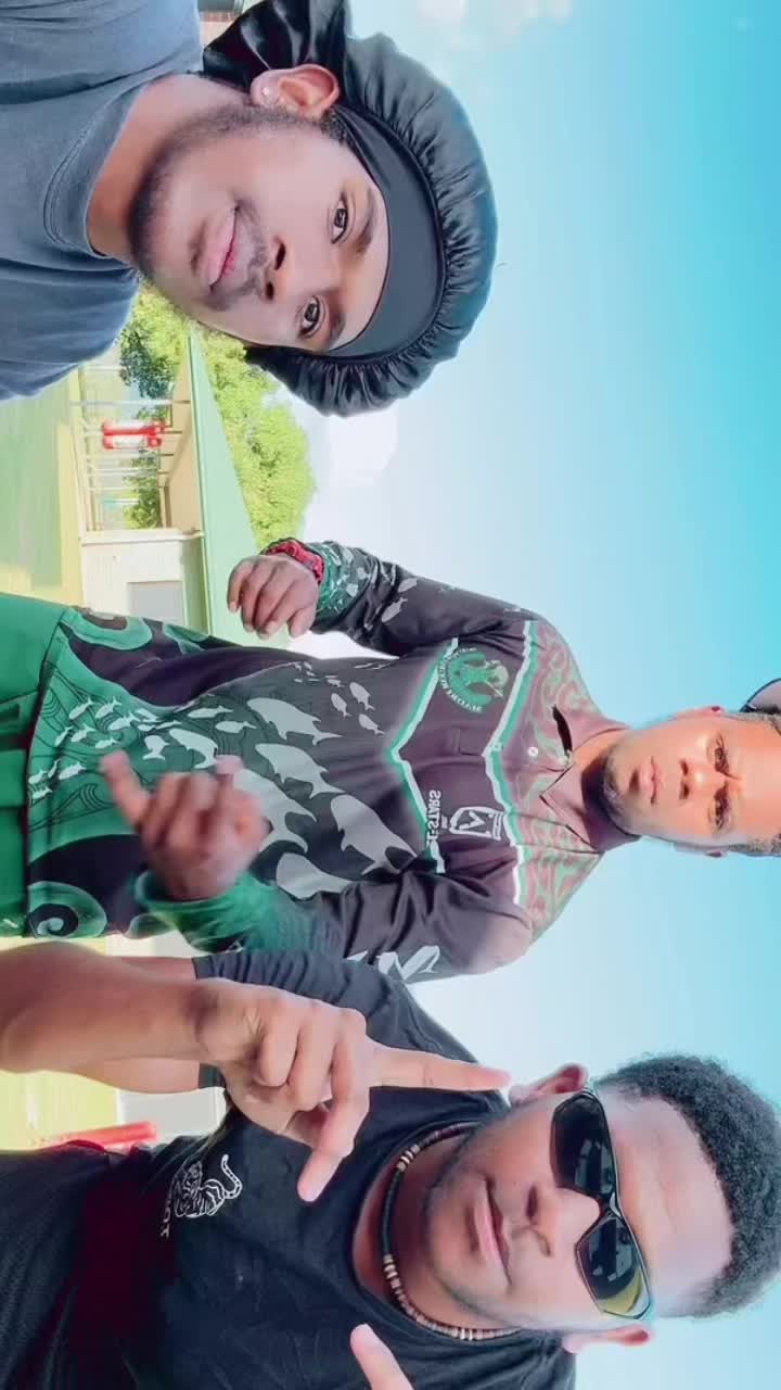 @bradahfredz