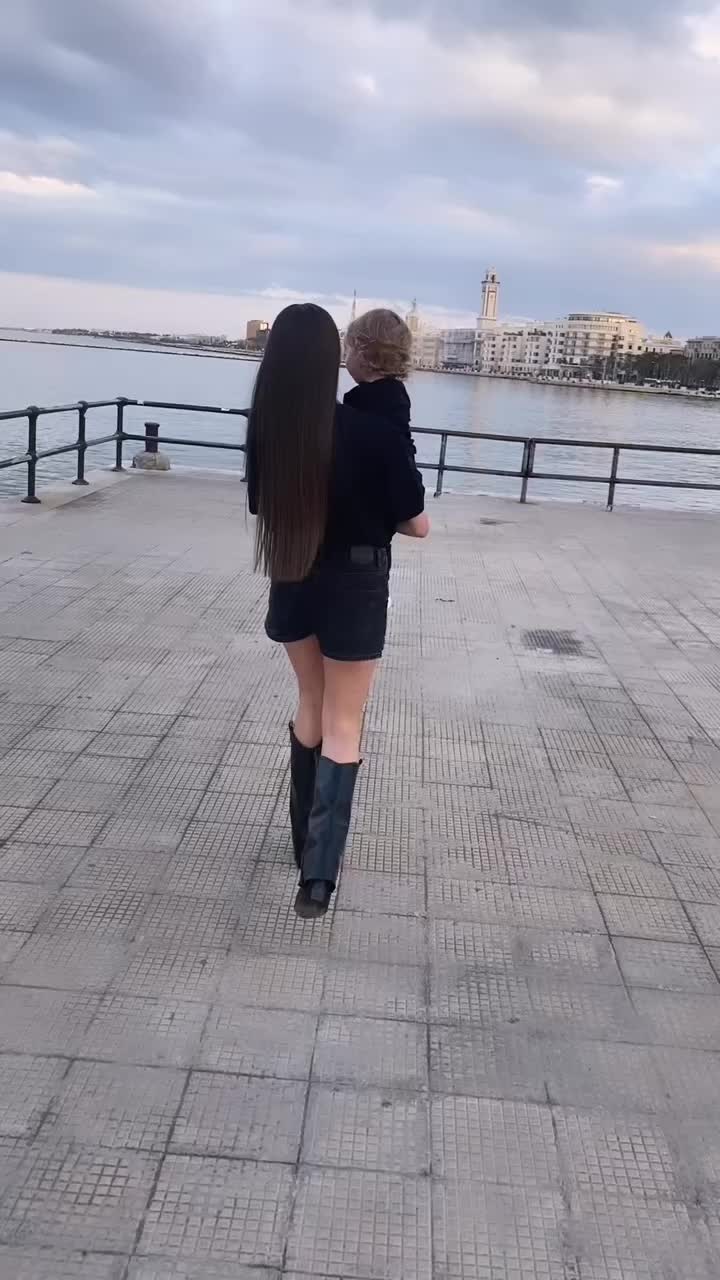 @AnnaGrieco