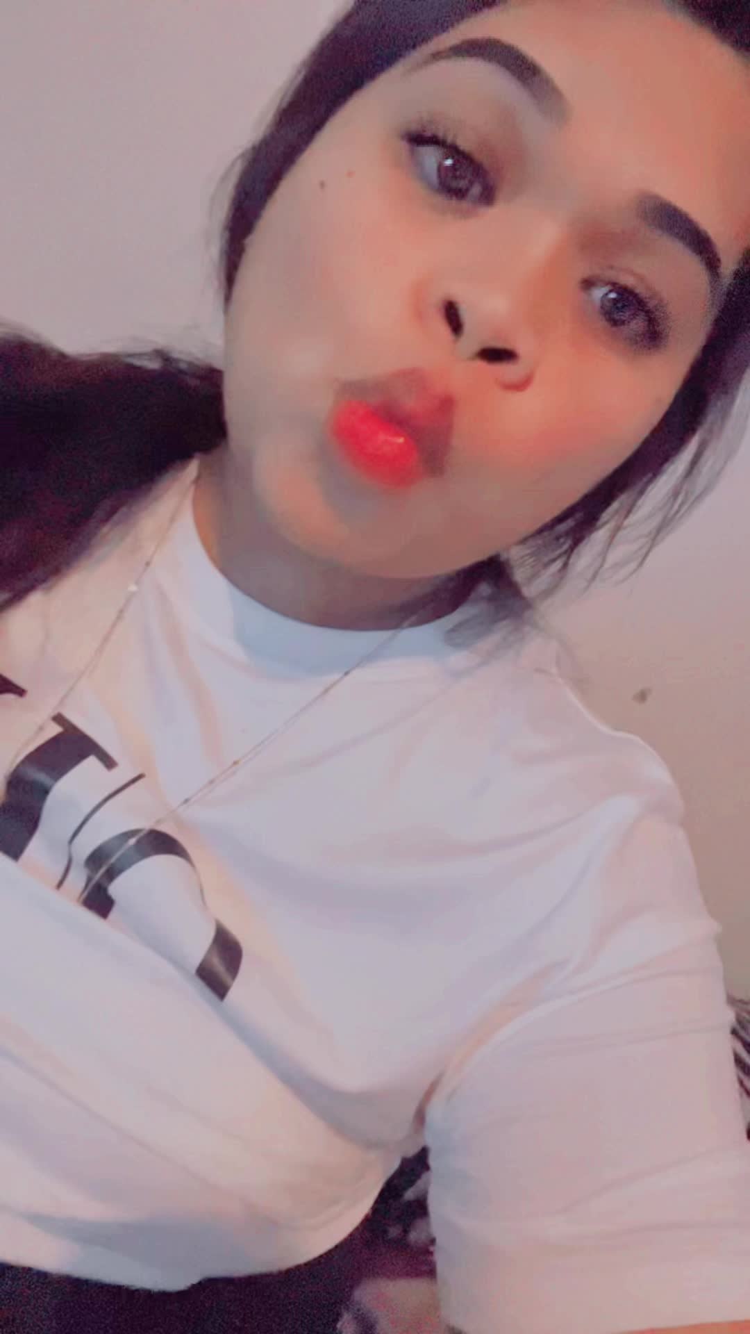 @Yo_Queen_Serlinda👑