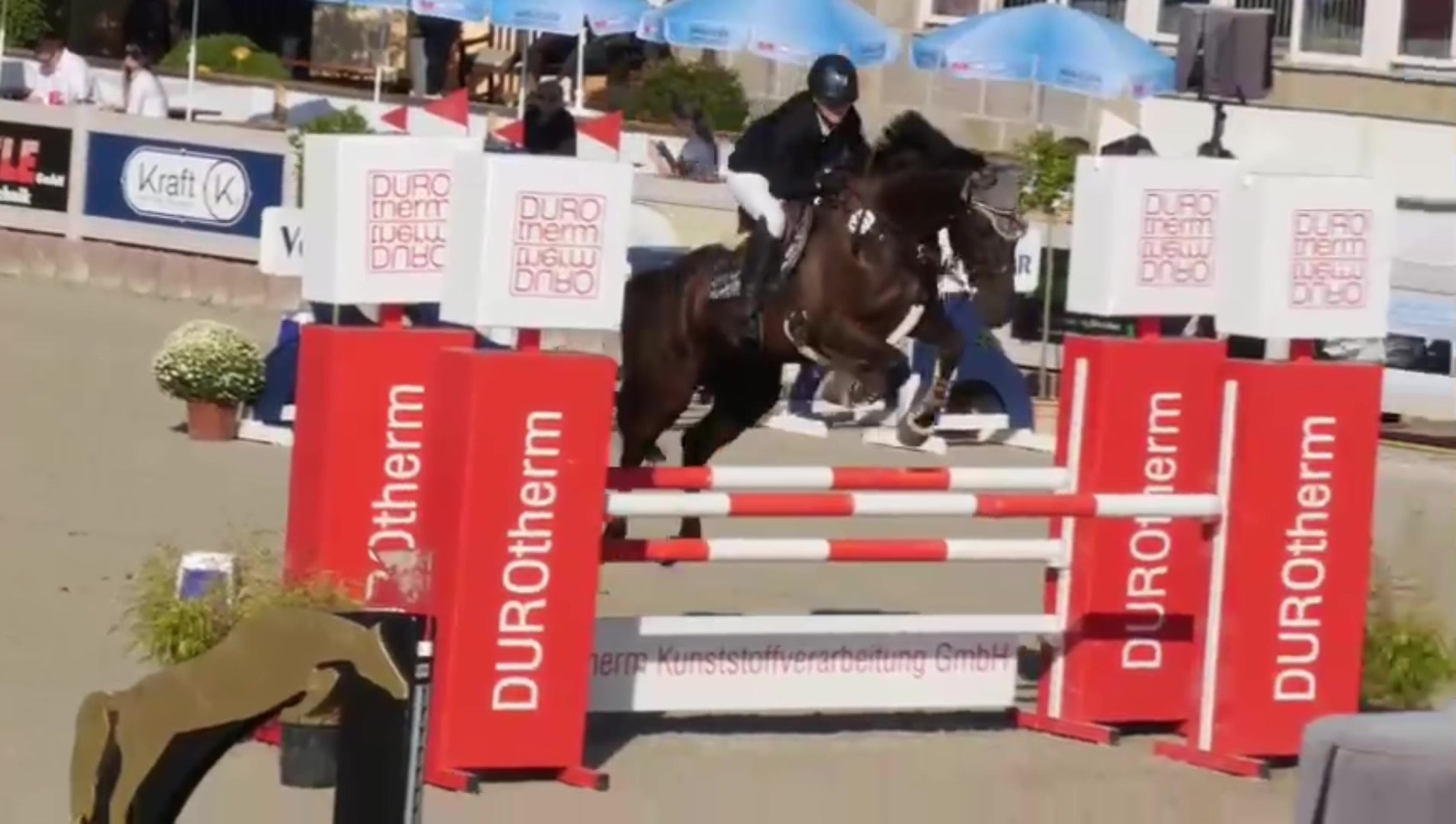 @Reitclubschoren