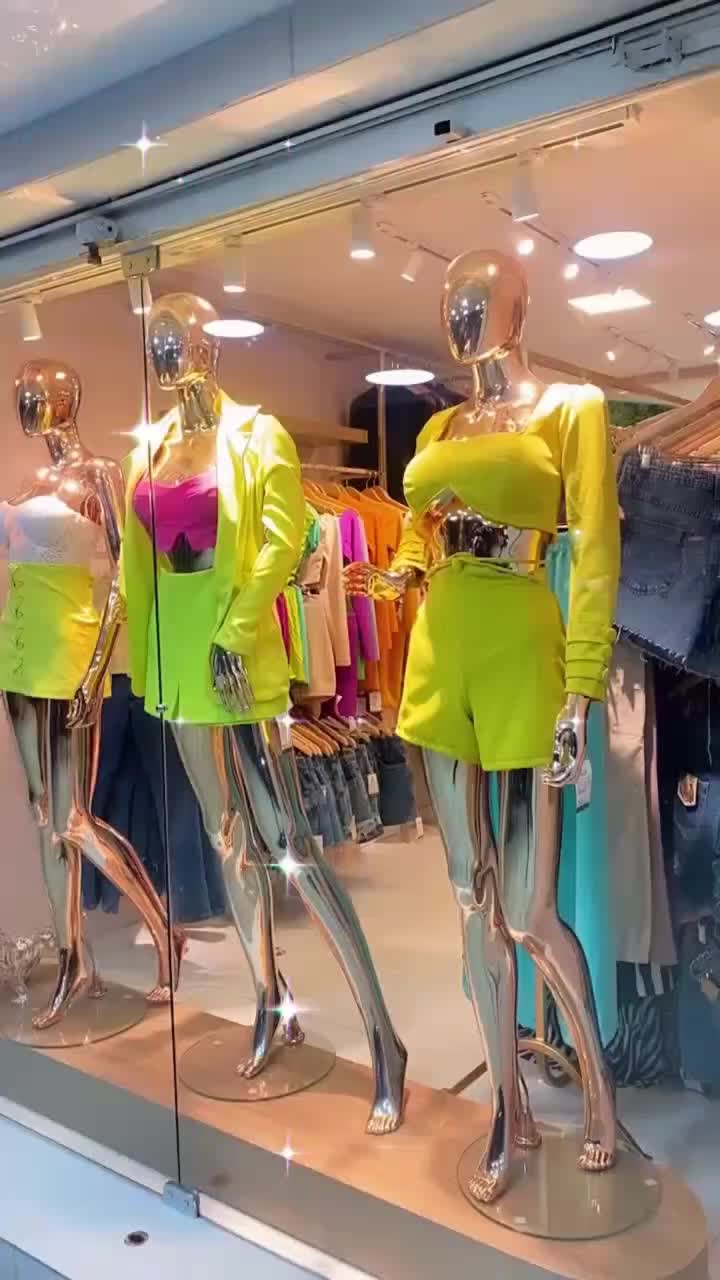 @DAILY OUTFIT CLOTHES 2022