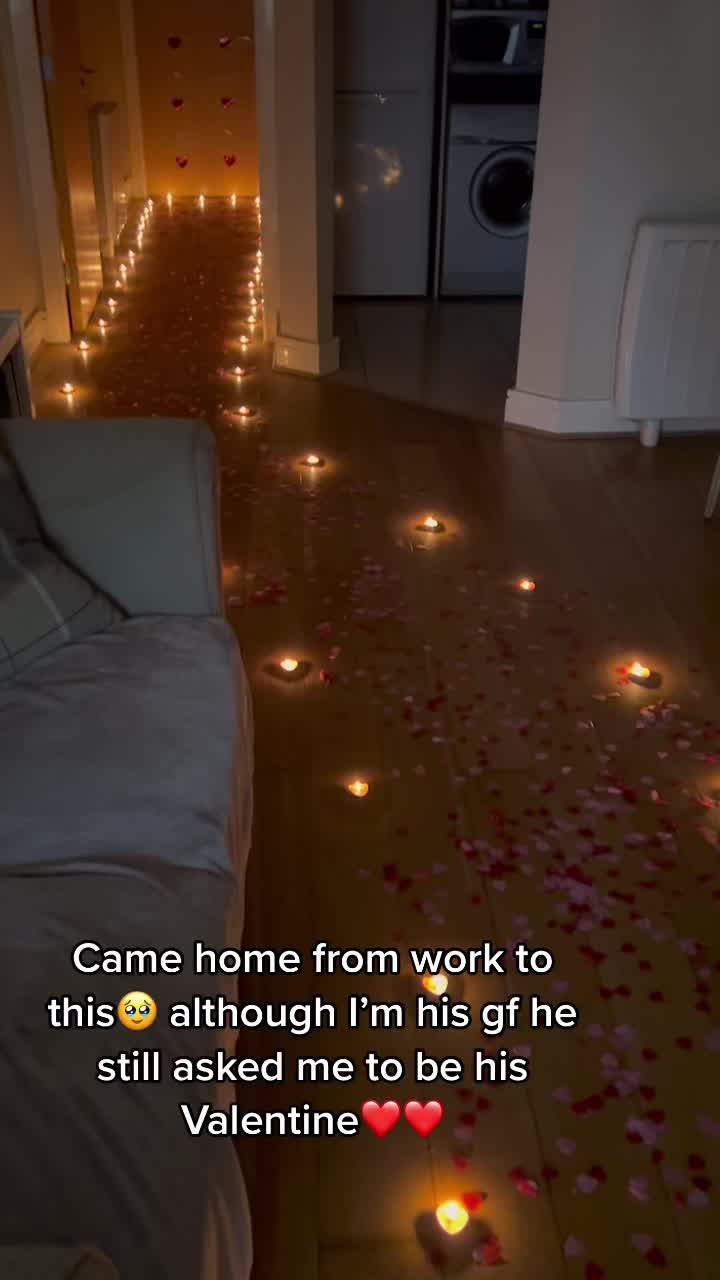 @rachosullivan