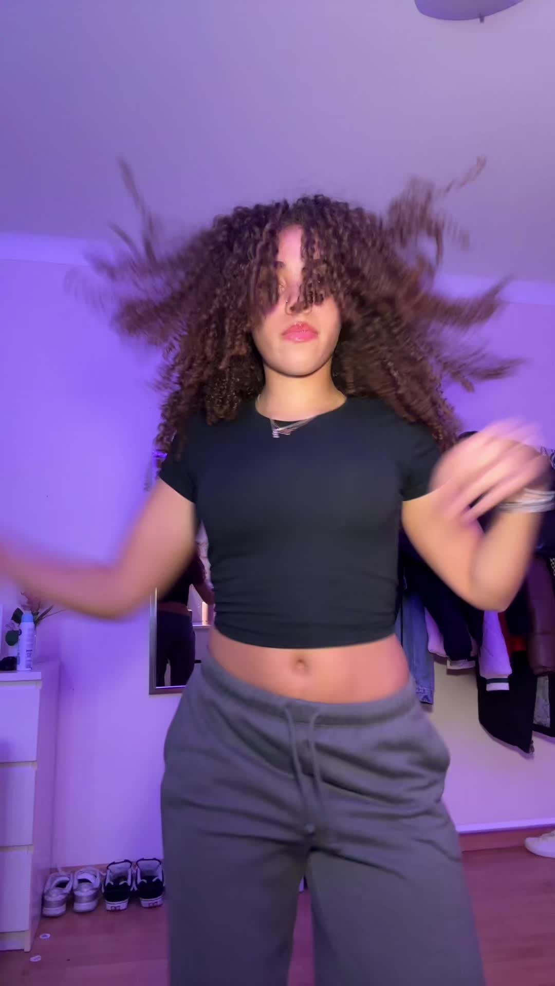 @gabriela