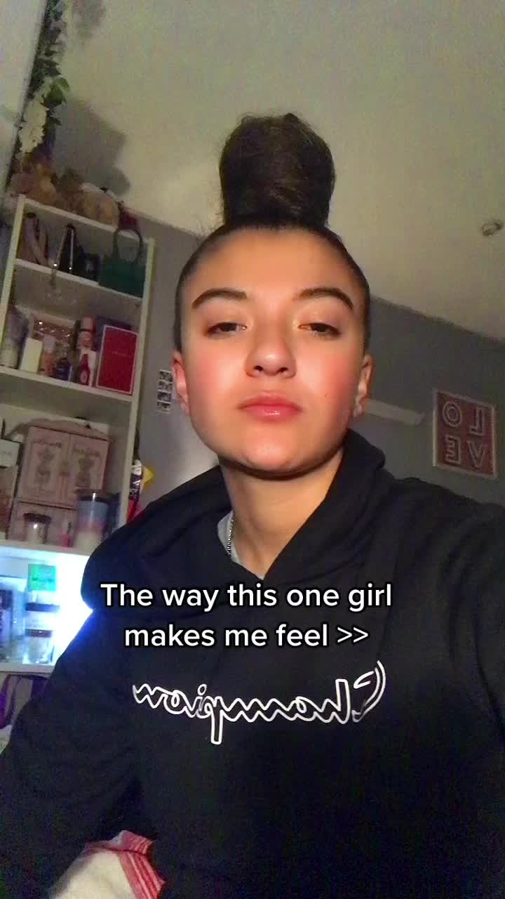 @CXŠH T 🧸