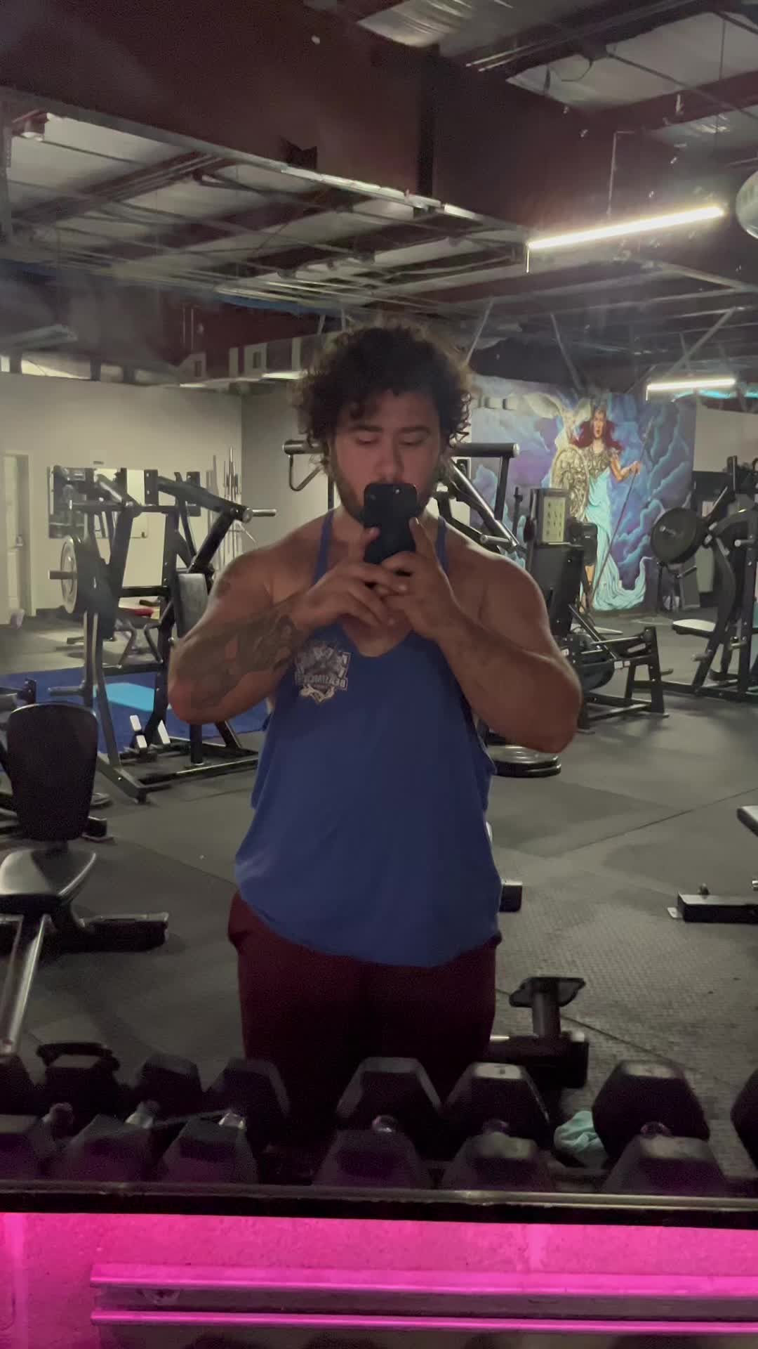 @PapaBigThighs