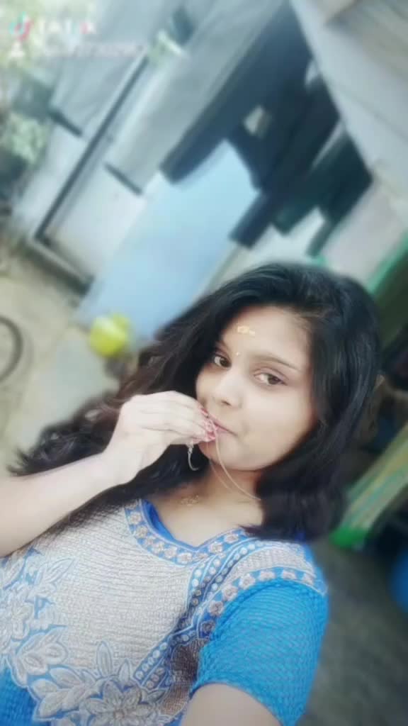 @keerthi_tamil_ponnu