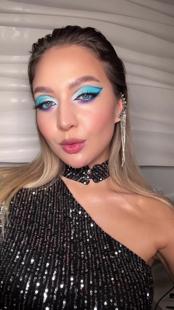 @NIKOLAEVA_MUA