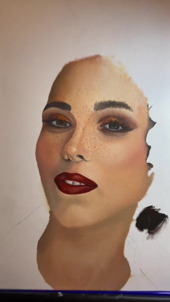@Lali🤠
