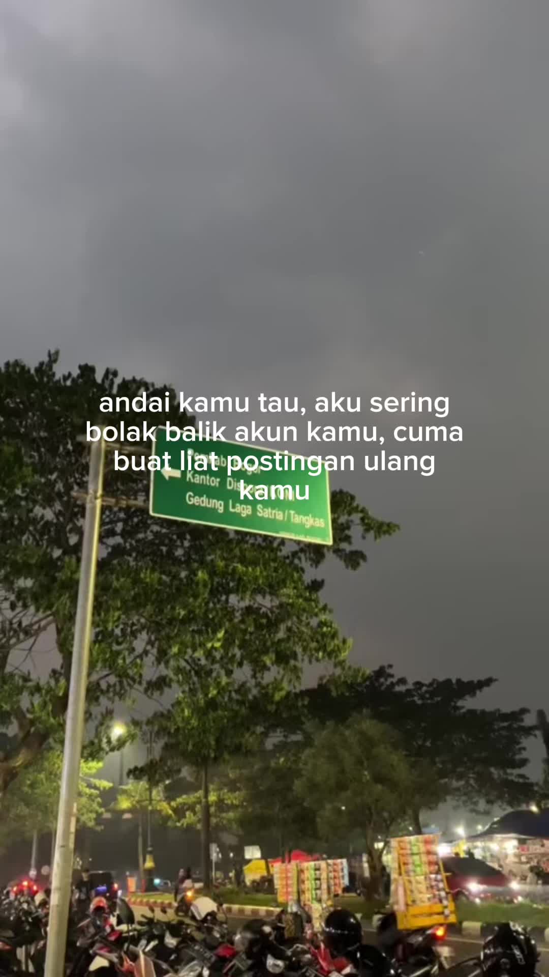 @SUKA GALAU🥀