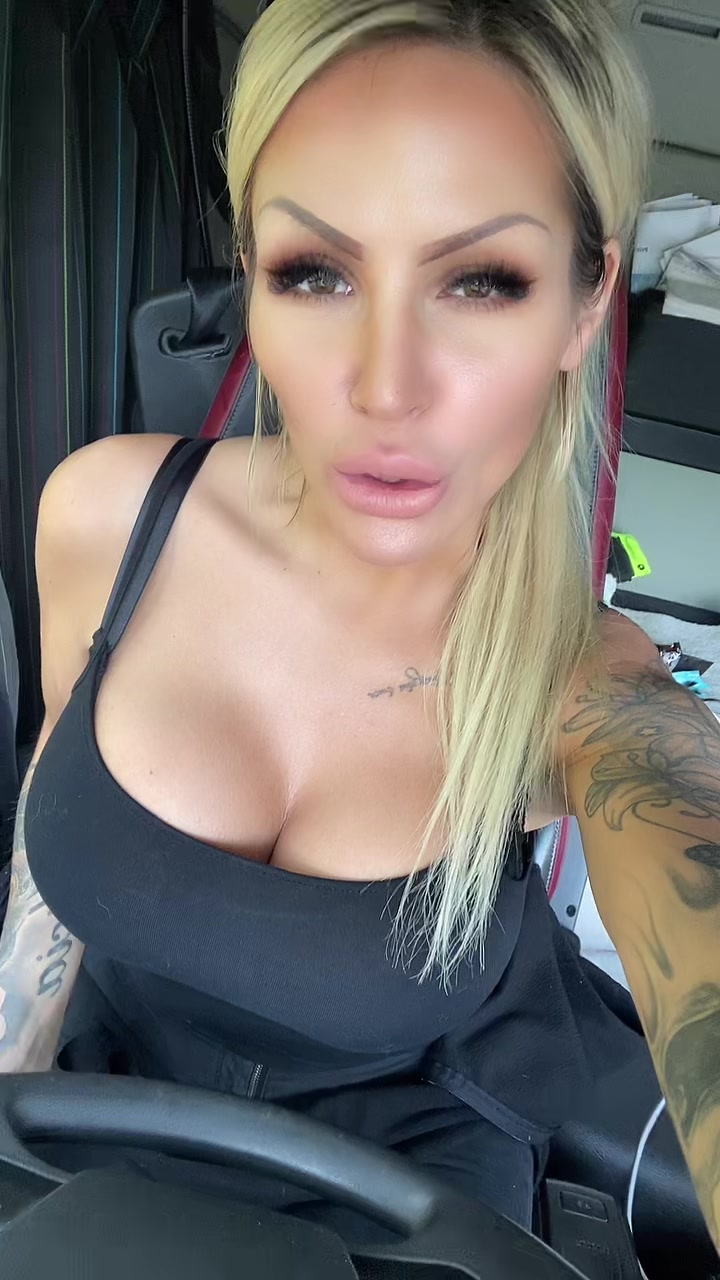 @Emmatequilaa
