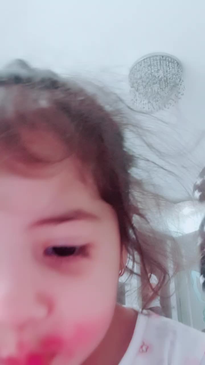 @Selena Elena