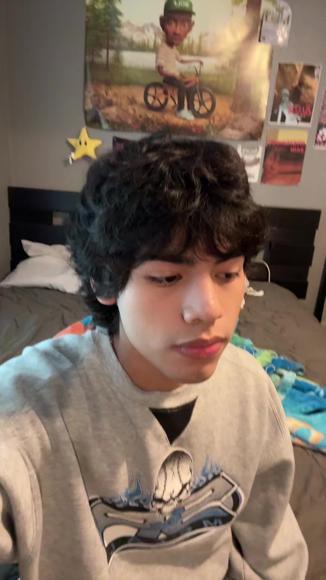 @alex :𝟑