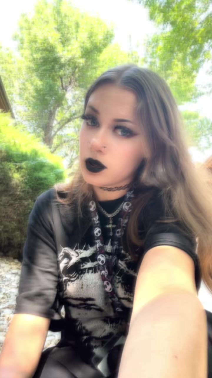 @hellbentmami444