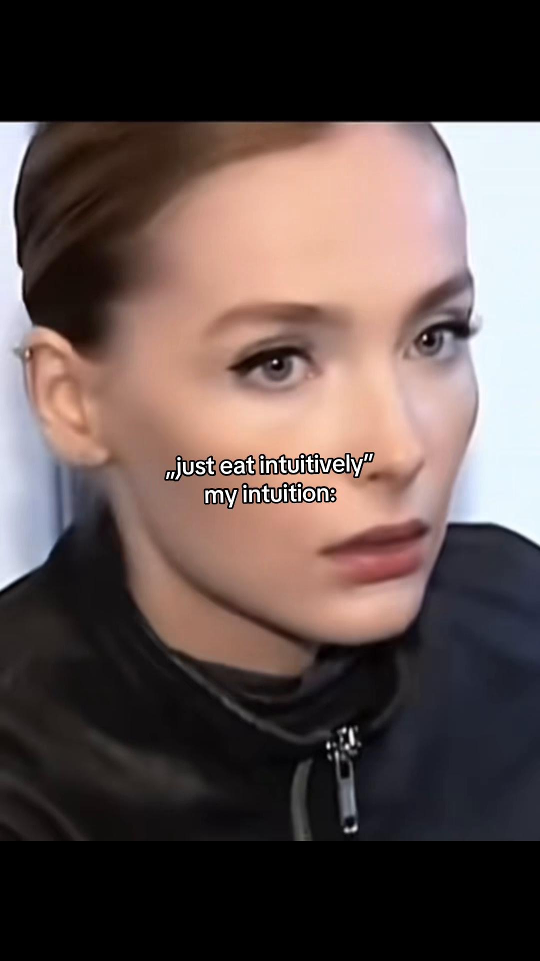 @🧛🏻&zwj;♀️